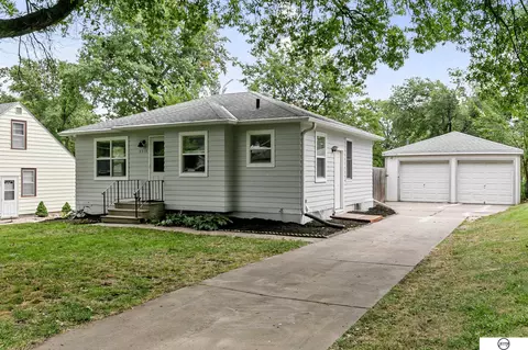 2310 S 36th St, Lincoln, NE 68506
