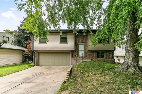 7140 Colfax Ave, Lincoln, NE 68507