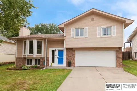 14216 S 35th St, Bellevue, NE 68123