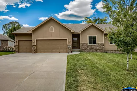 5309 S 162 Ave, Omaha, NE 68135