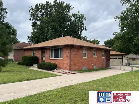 935 La Brea Ave, Lincoln, NE 68504
