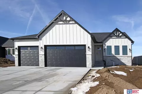 1316 S 9th St, Ashland, NE 68003