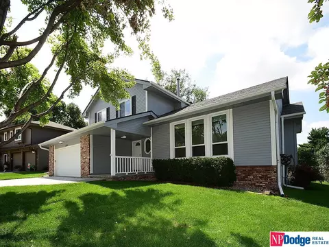 16615 Ohern St, Omaha, NE 68135