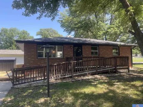 3500 N 64th St, Lincoln, NE 68507