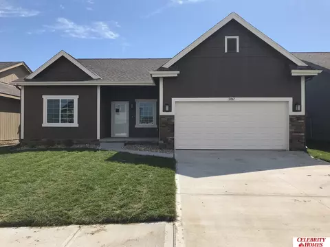 16919 Mary St, Omaha, NE 68116