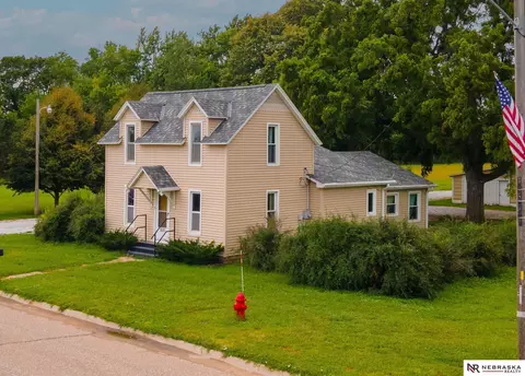 505 S 1st St, Mccool Junction, NE 68401