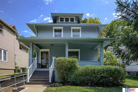 829 Turner Blvd, Omaha, NE 68105