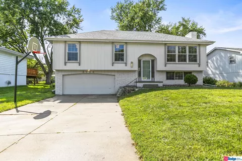 2724 N 122 Cir, Omaha, NE 68164