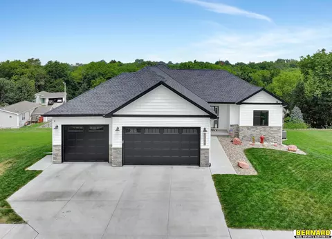 1708 8th Ave, Nebraska City, NE 68410