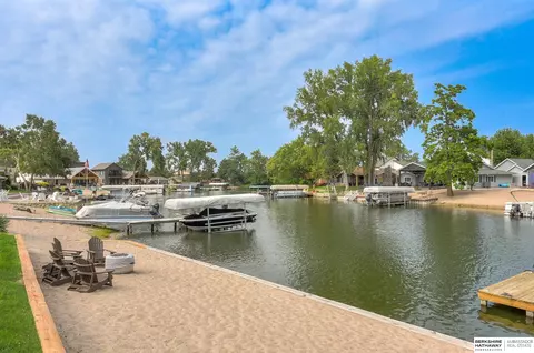 1109 Cottonwood Lane, Fremont, NE 68025