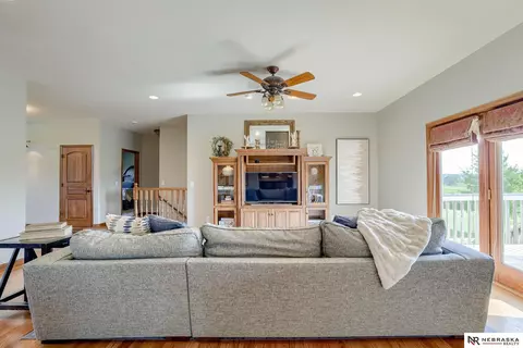 1175 Rood Dr, Wahoo, NE 68066 photo 9