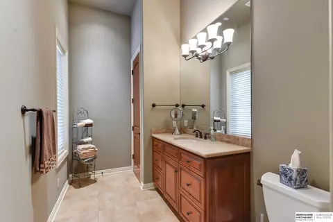 Bath - 13402 Hamilton St, Omaha, NE 68154 photo 7 of 8