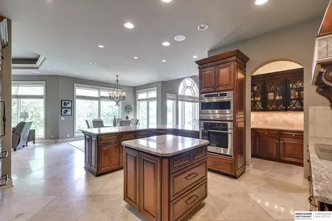 Kitchen - 13402 Hamilton St, Omaha, NE 68154 photo 6 of 9