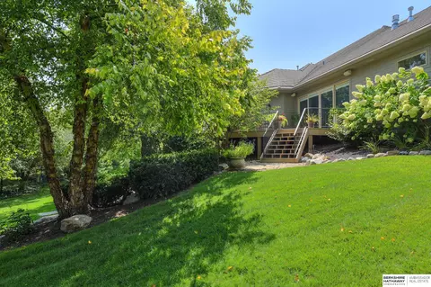 Exterior - 13402 Hamilton St, Omaha, NE 68154 photo 7 of 9