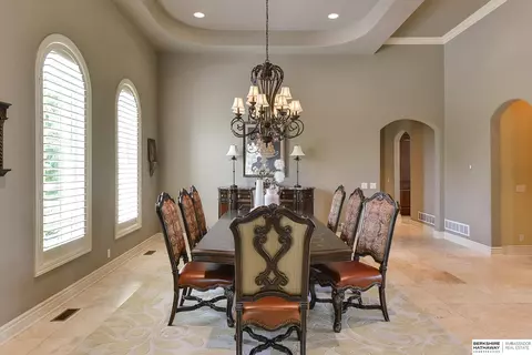 Dining - 13402 Hamilton St, Omaha, NE 68154 photo 2 of 5
