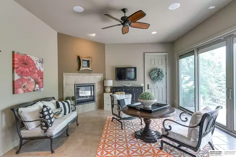 Living - 13402 Hamilton St, Omaha, NE 68154 photo 8 of 12