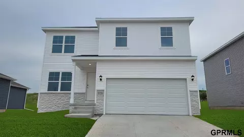 5520 N 187 St, Elkhorn, NE 68022