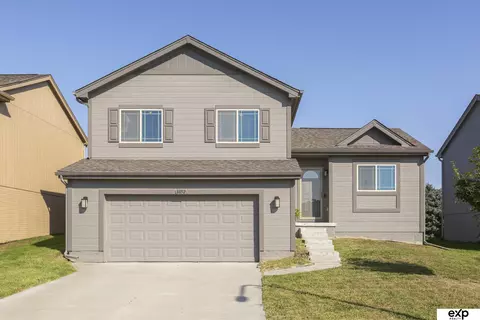 8852 Sunrise St, Omaha, NE 68122