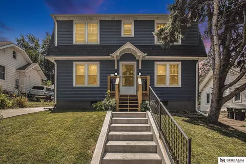 4917 William St, Omaha, NE 68106