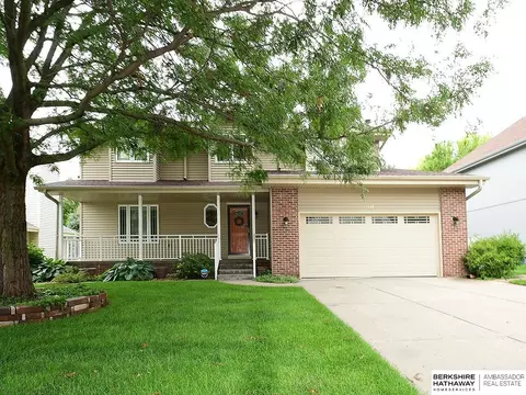 1322 N 161 St, Omaha, NE 68118