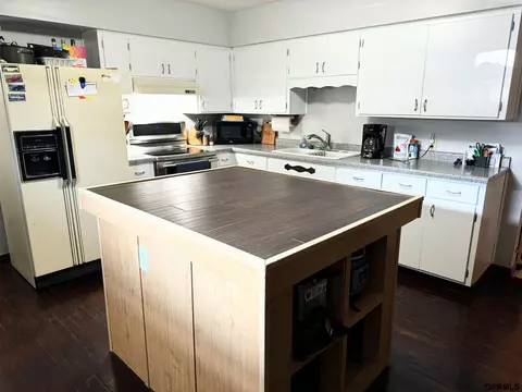 Kitchen - 120 E Barbara St, Brainard, NE 68626 photo 1 of 3