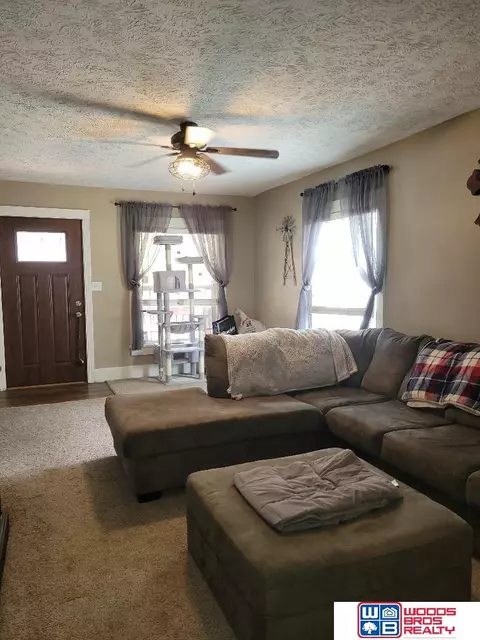 1806 Grant St, Beatrice, NE 68310 photo 5