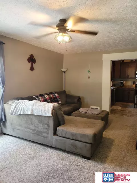 1806 Grant St, Beatrice, NE 68310 photo 6