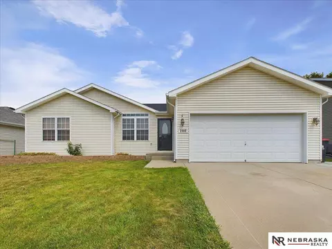 2408 NW 44th St, Lincoln, NE 68524