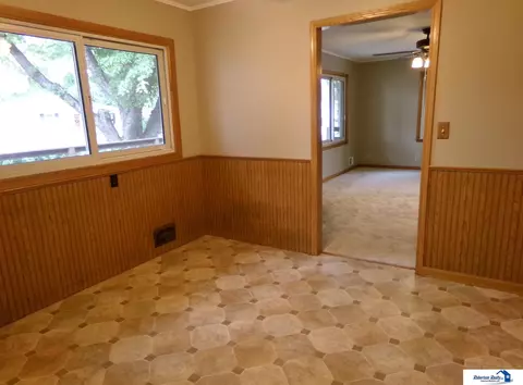 122 Cedar St, Beatrice, NE 68310 photo 15