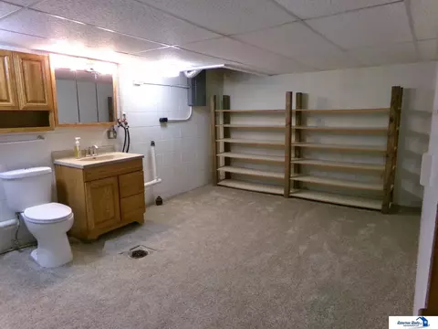 122 Cedar St, Beatrice, NE 68310 photo 38