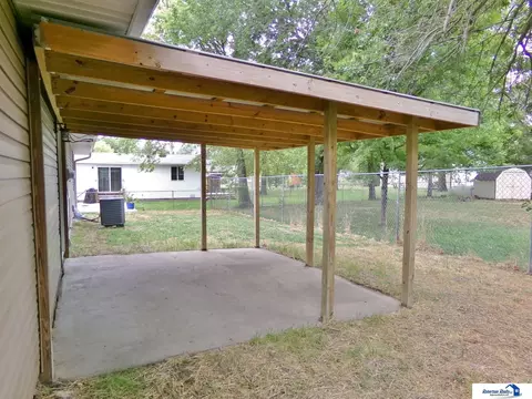 122 Cedar St, Beatrice, NE 68310 photo 44
