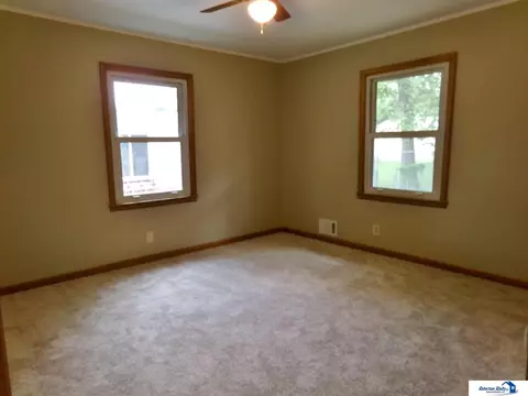 122 Cedar St, Beatrice, NE 68310 photo 22