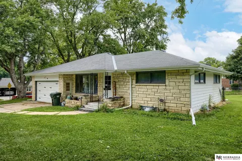 420 E 15th St, Wahoo, NE 68066
