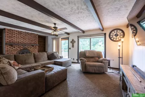 255 Riverside Dr, Waterloo, NE 68069 photo 5