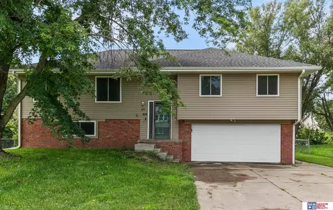 807 W Beal St, Lincoln, NE 68521