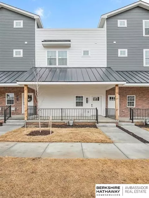 1913 S 7th St, Omaha, NE 68108