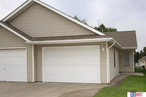 1848 W S St #13, Lincoln, NE 68528