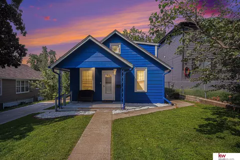 2816 Monroe St, Omaha, NE 68107