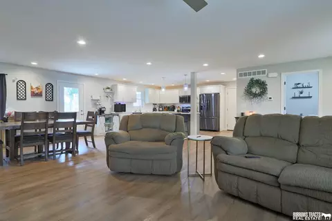 728 W Mary St, Beatrice, NE 68310 photo 32