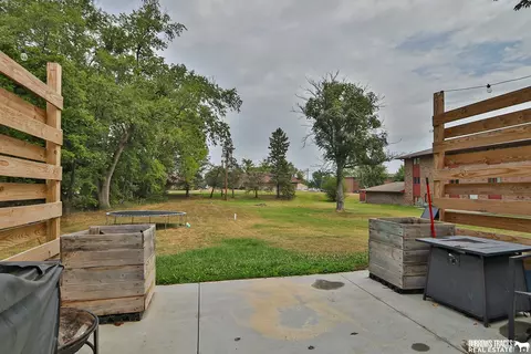 728 W Mary St, Beatrice, NE 68310 photo 12