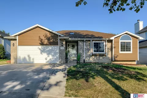 7440 S 29 St, Lincoln, NE 68516