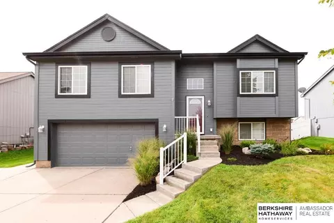 20923 Birch St, Gretna, NE 68028