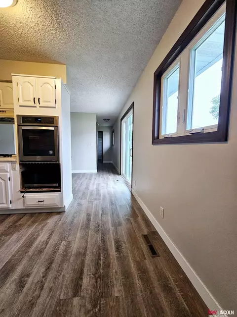Entry Way - 701 S Maltby Ave, Sutton, NE 68979 photo 1 of 1