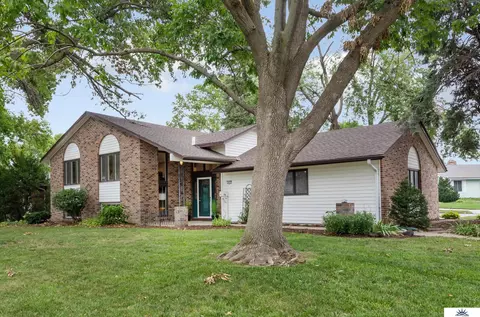 1627 S 138th St, Omaha, NE 68144
