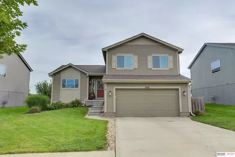 13910 Weber St, Omaha, NE 68142