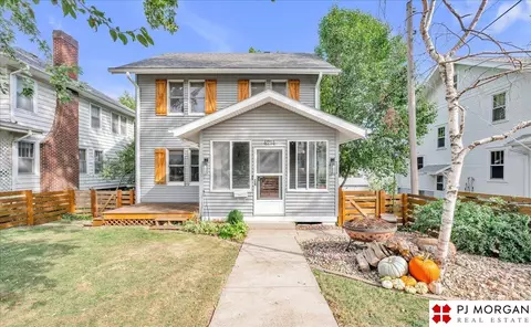 4214 California St, Omaha, NE 68131