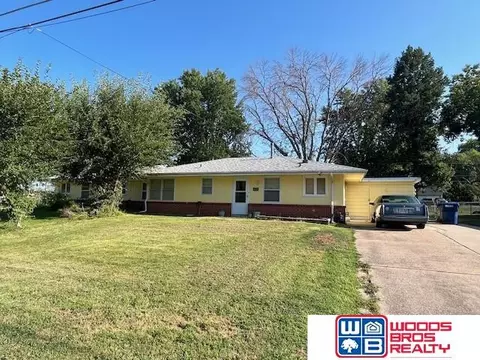 4911-4917 W Zeamer St, Lincoln, NE 68524