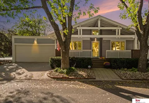 206 N 127 Plz, Omaha, NE 68154