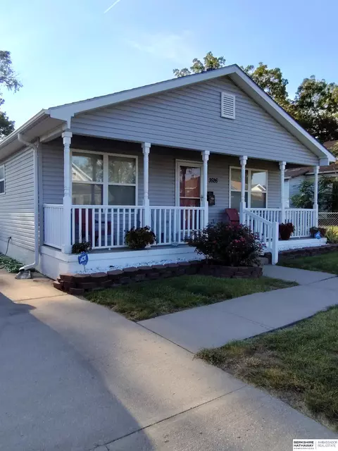 3526 N 28th Ave, Omaha, NE 68111