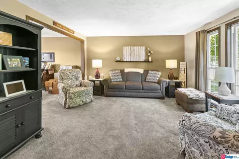 321 E 7th St, North Bend, NE 68649 photo 2